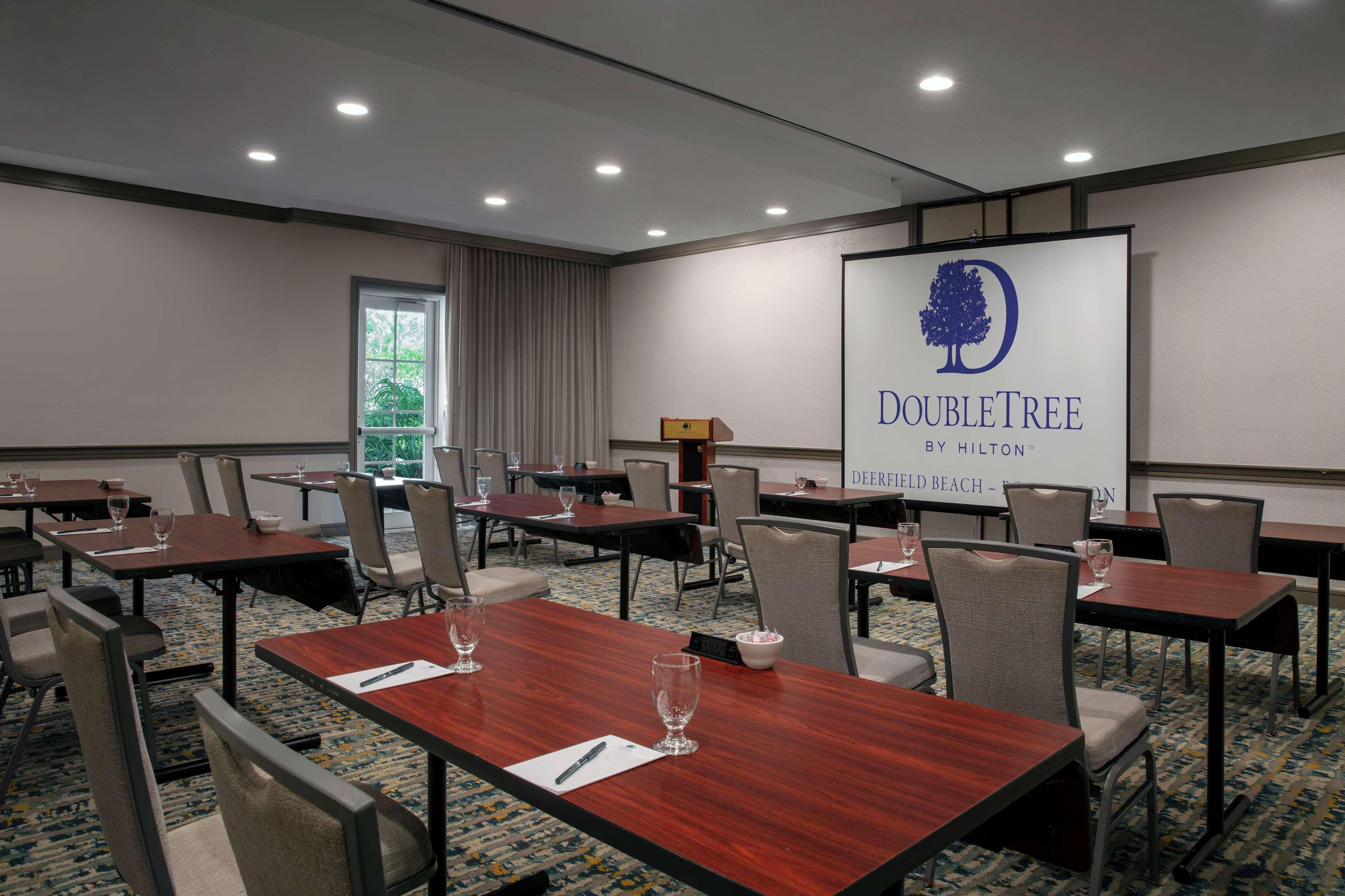Doubletree By Hilton Hotel Deerfield Beach Boca Raton Exterior foto