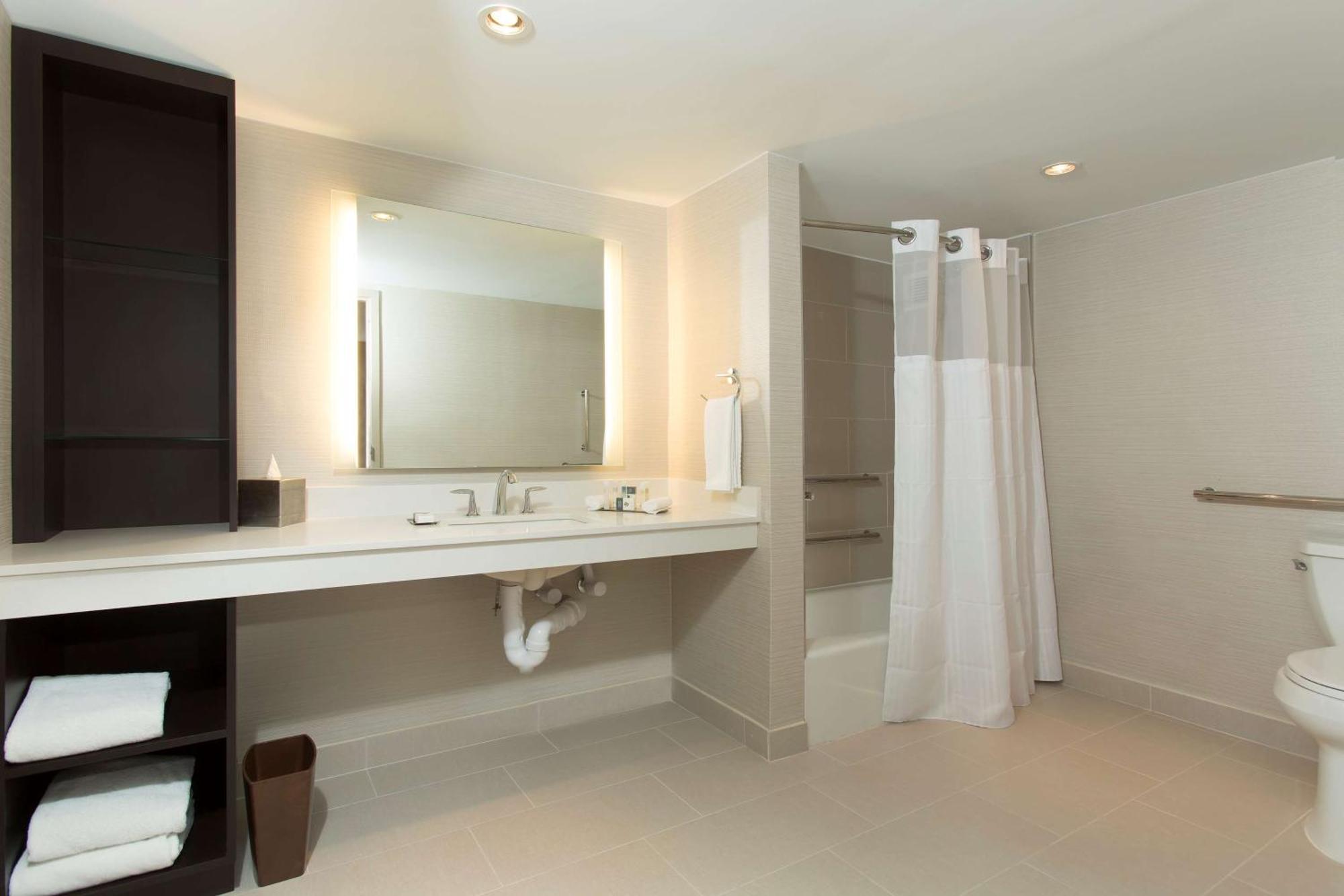 Doubletree By Hilton Hotel Deerfield Beach Boca Raton Exterior foto